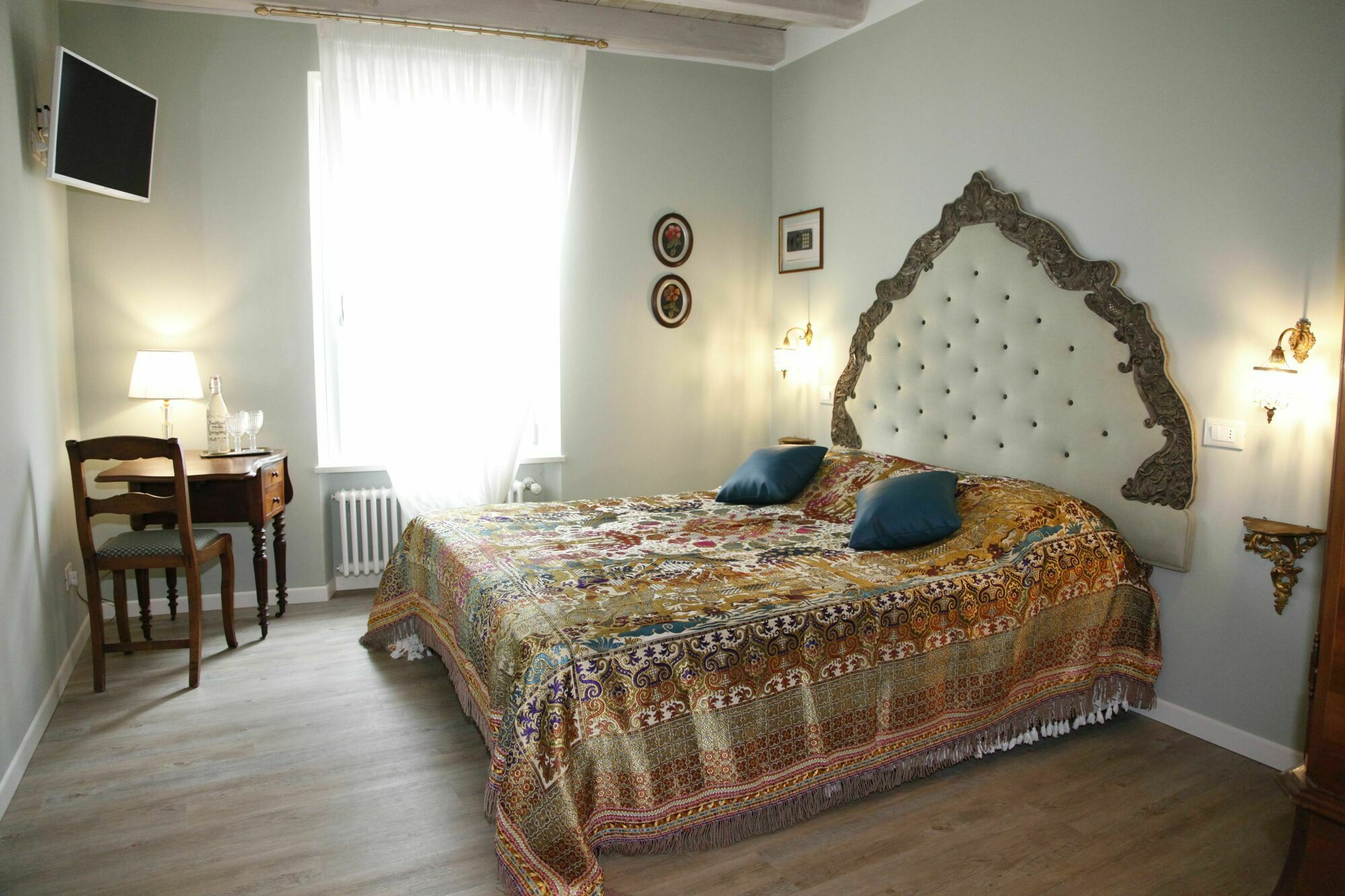 Juliet'S Nest In Верона Экстерьер фото